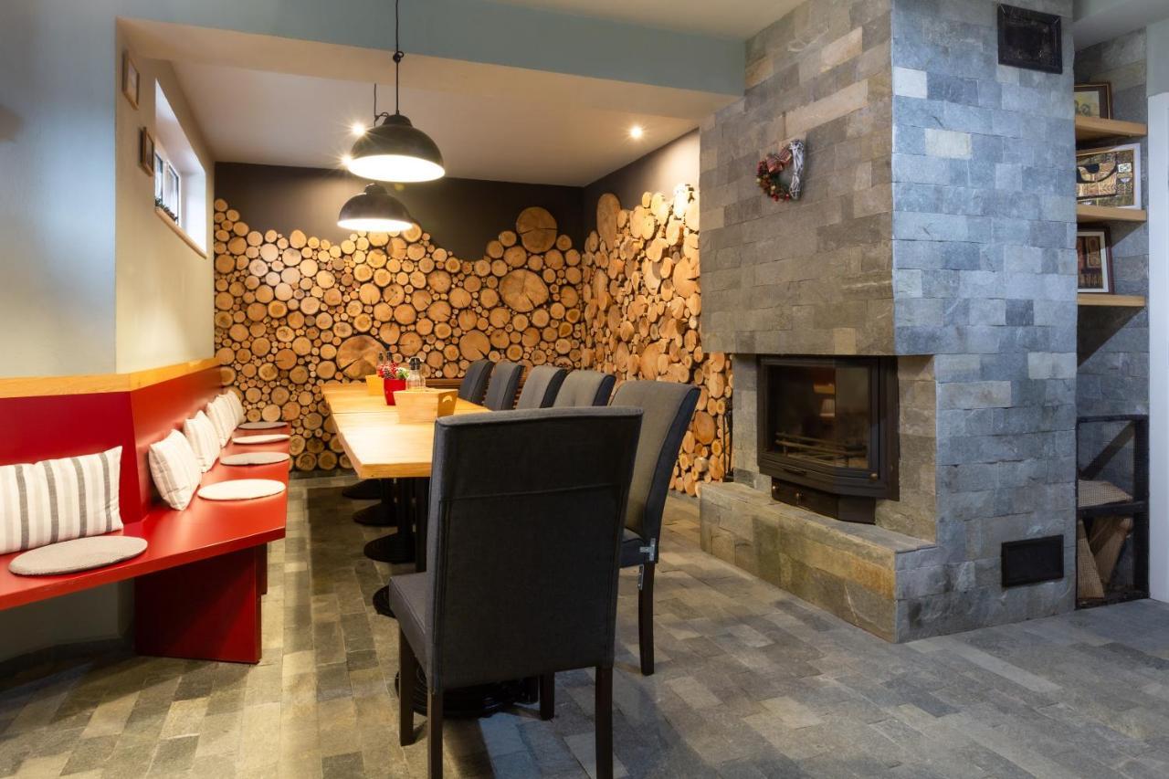 Къщи За Гости Сноуфлейк Snowflake Chalet And Snowflake Lodge Bansko Ngoại thất bức ảnh